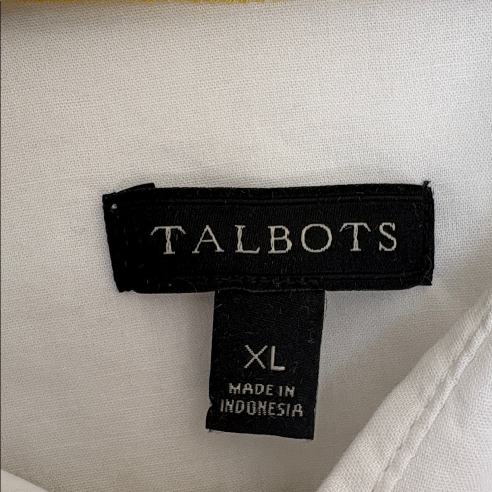 White Button-Up Shirt with Yellow Lemon Embroidery - Picture 3 of 3